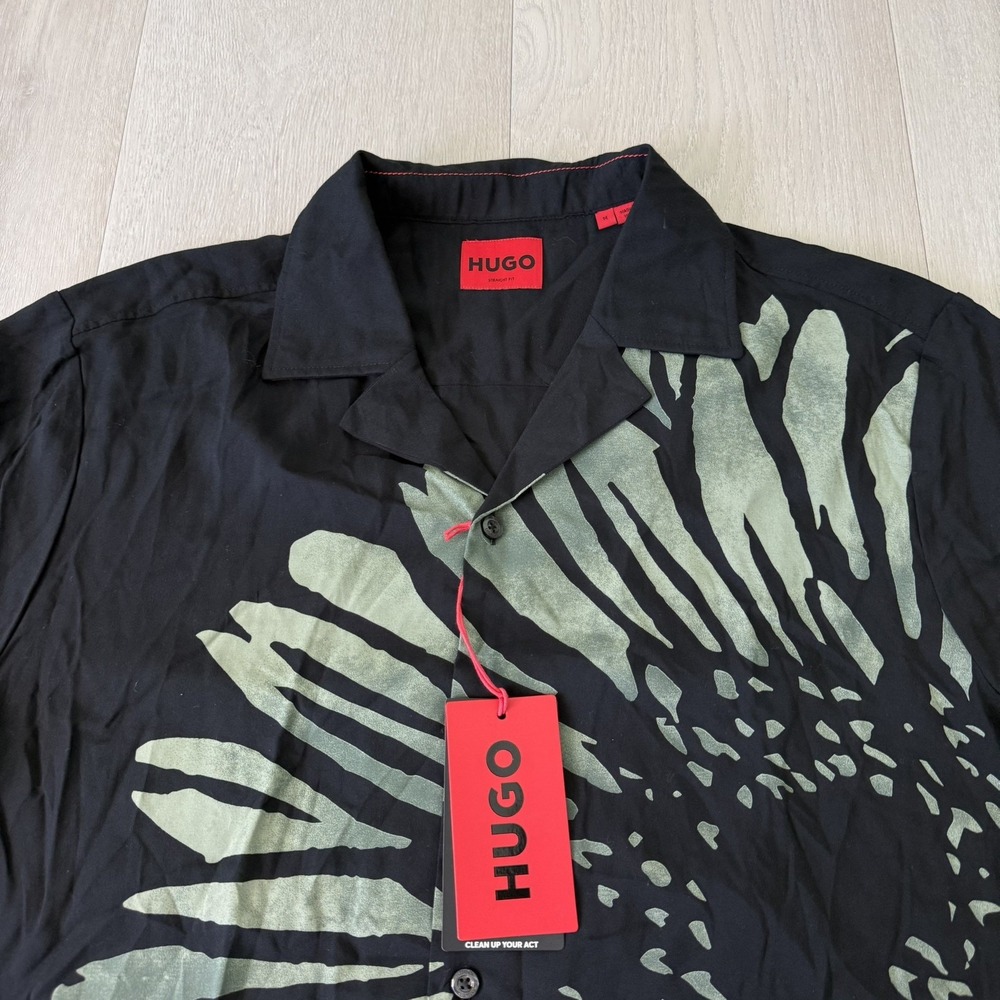 Hugo Boss Ellino Abstract Camp Shirt Straight Fit Viscose Mens Size M Medium NWT